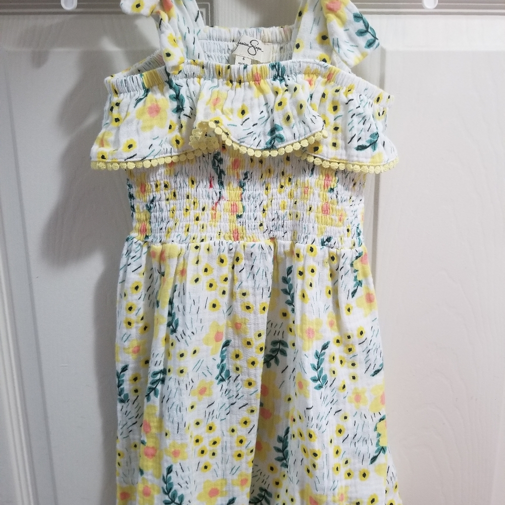 Jessica Simpson girls white with yellow flowers dress size 4